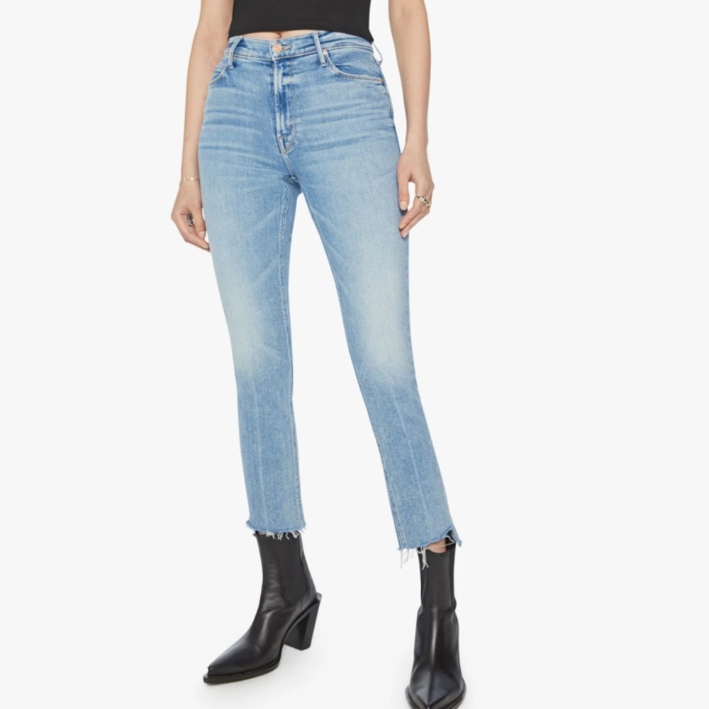 MOTHER the Mid Rise dazzler Ankle Step Fray in Ropin’ N’ Ridin’
